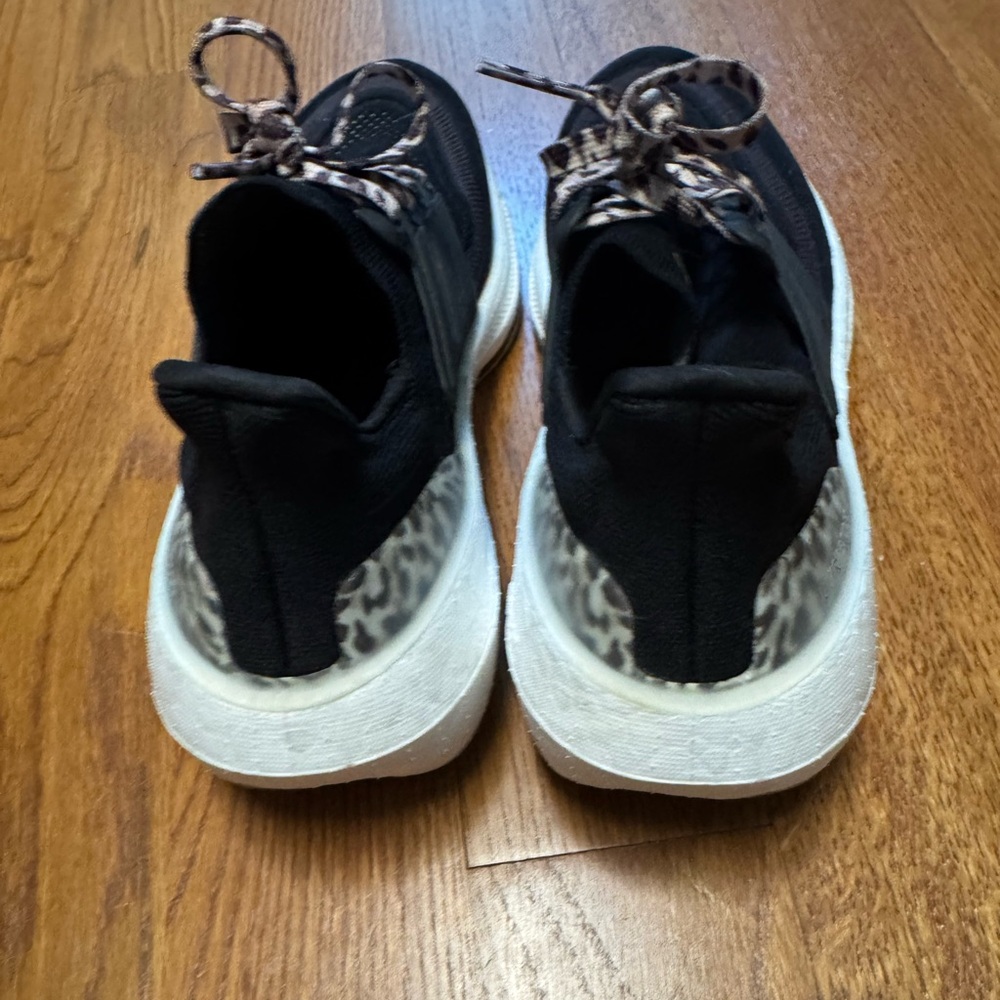ASICS Lightboost Leopard - Picture 7 of 9